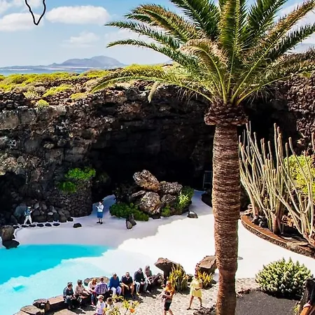 Appartamento Vincent, Cozy And Sunny Over The Rooftops Puerto del Carmen (Lanzarote)